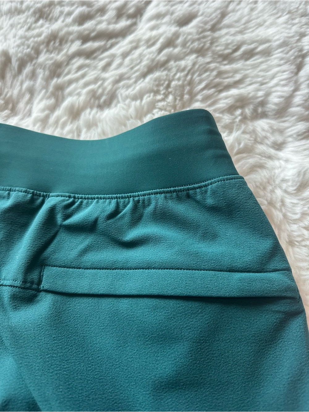 lululemon athletica Men’s Athletic Shorts in Teal Green - Picture 6 of 7